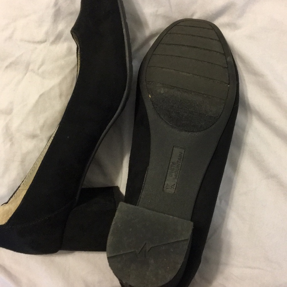 Shoes - Picture 3 of 3